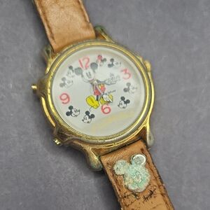 Vintage Disney Mickey Mouse Gold Watch